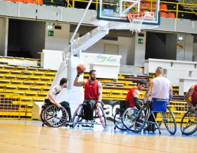 Adrian Rañales in azione